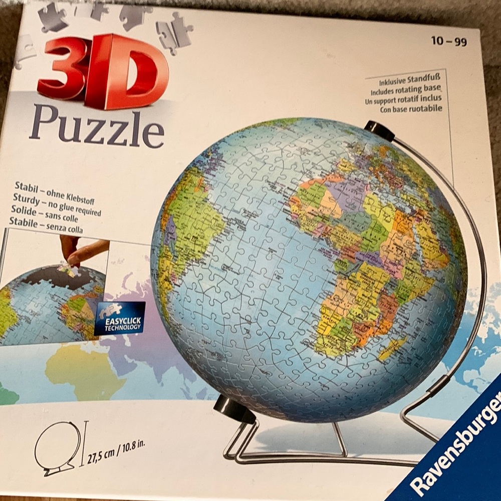 New in box Ravensburger 3D earth globe puzzle with stand sealed 550 pieces NEW